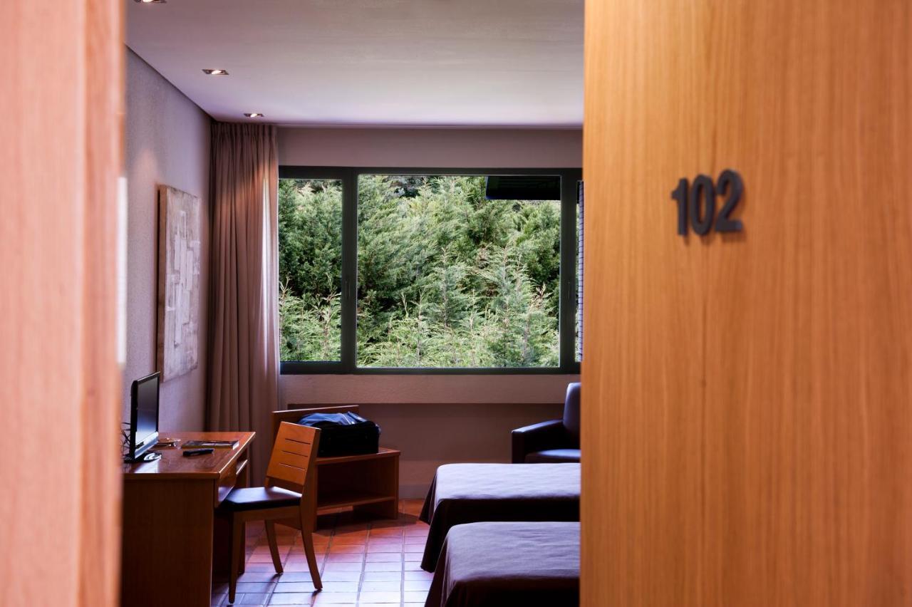 As Hoteles Altube Zuia Ngoại thất bức ảnh