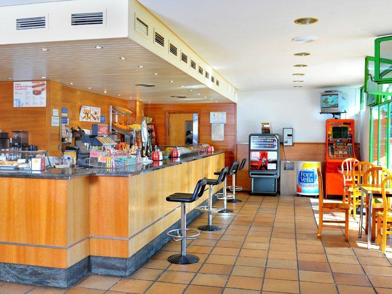 As Hoteles Altube Zuia Ngoại thất bức ảnh