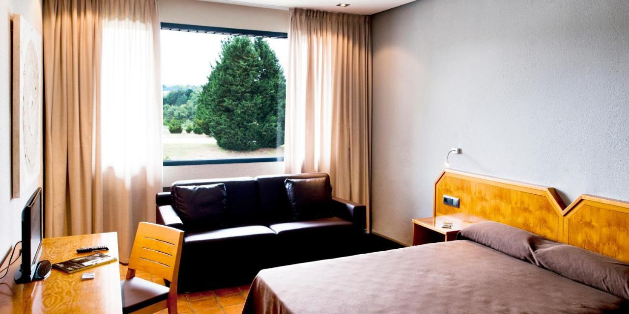 As Hoteles Altube Zuia Ngoại thất bức ảnh
